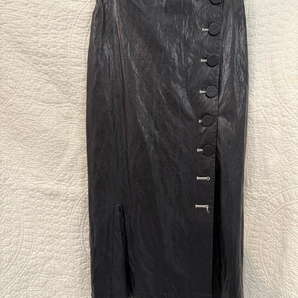 Regina Pyo Midi skiEt